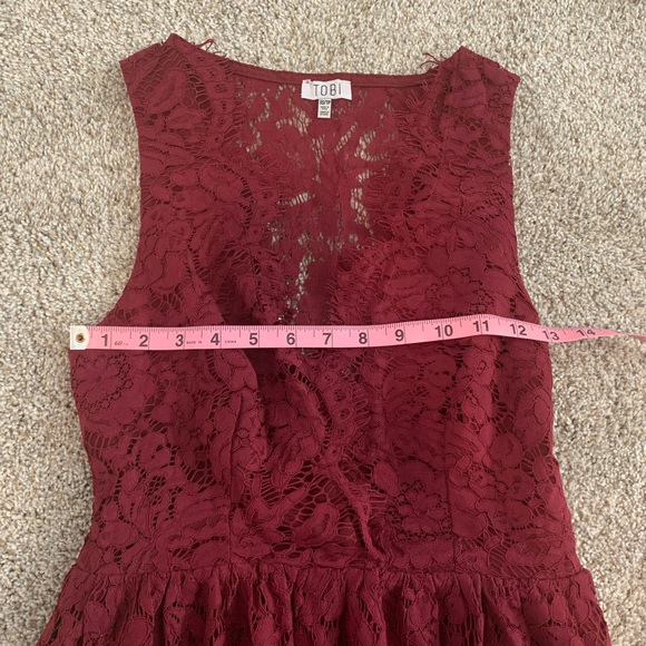 3/$30 bundle Lace Tobi dress - Picture 3 of 5